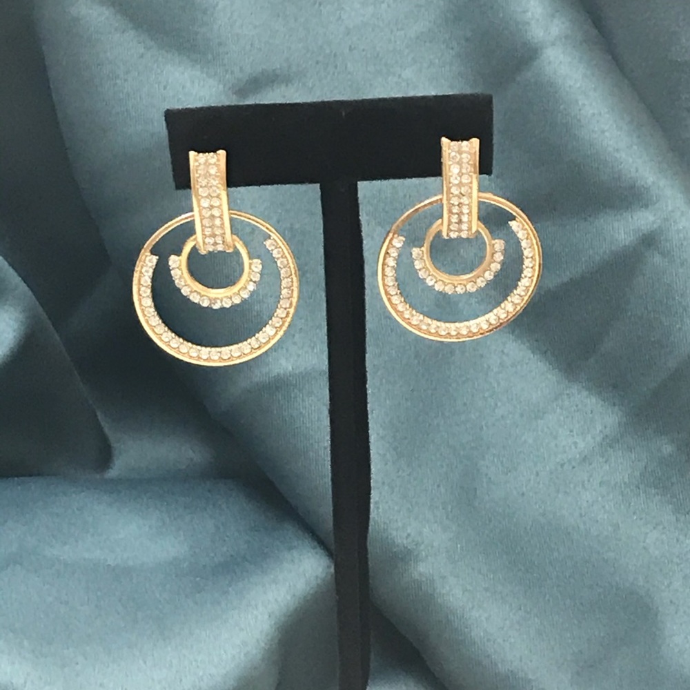 Rhinestone Earrings! - Picture 4 of 5